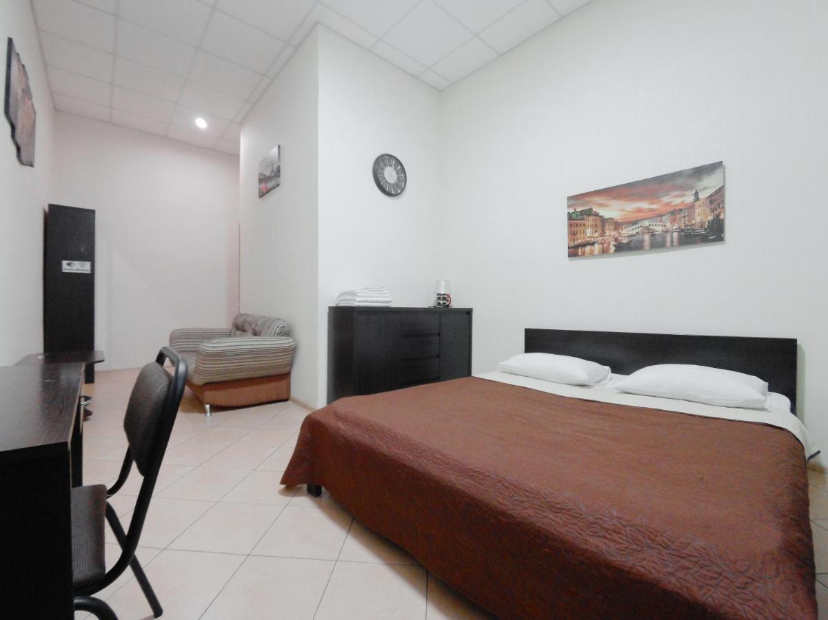 Mini Hotel Non-Stop Kiev Dış mekan fotoğraf